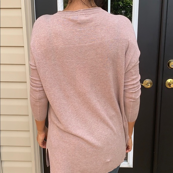 Pink Cabi sweater - Picture 2 of 2